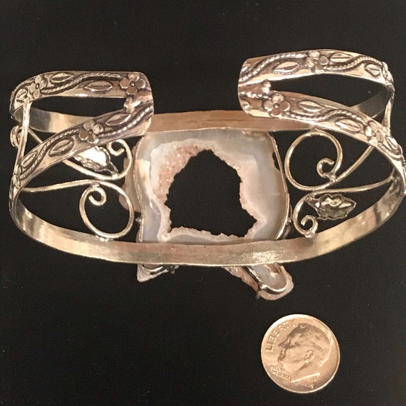 Druzy Cuff - Picture 3 of 6